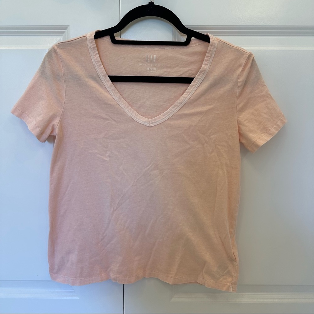 Woman’s GAP organic cotton T-shirt